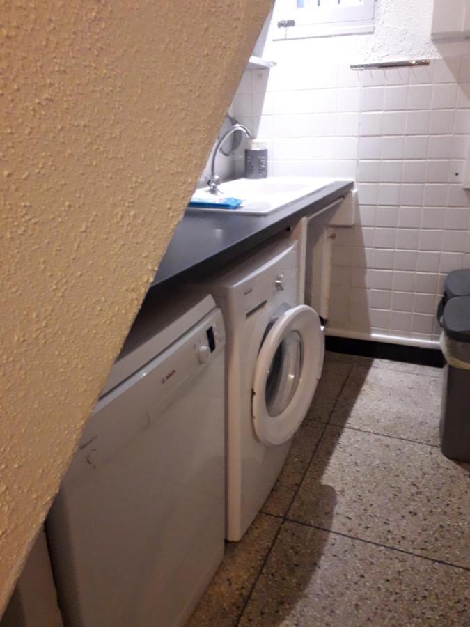 Le Rebattu 3 Apartment Raphèle Екстериор снимка